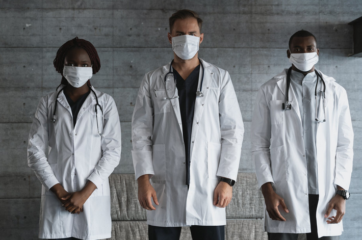 Main Benefits of Using a Medical Alert Systems for Seniors